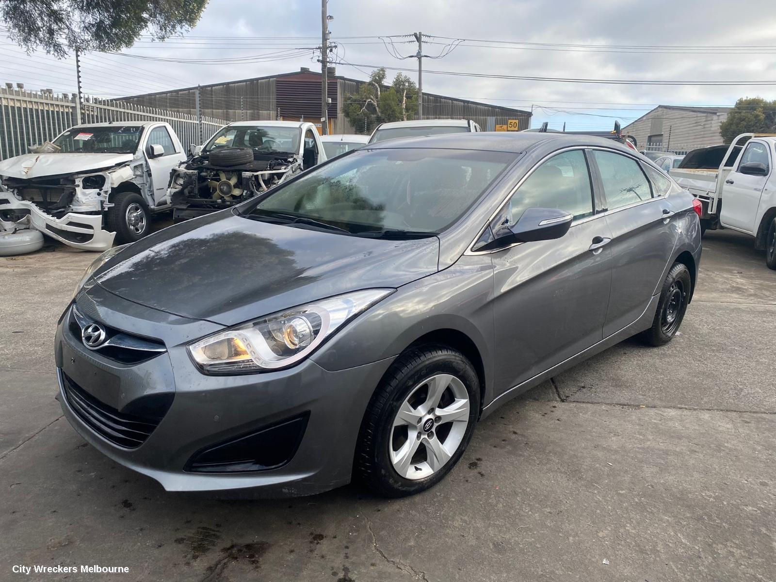 HYUNDAI I40 2014 Column