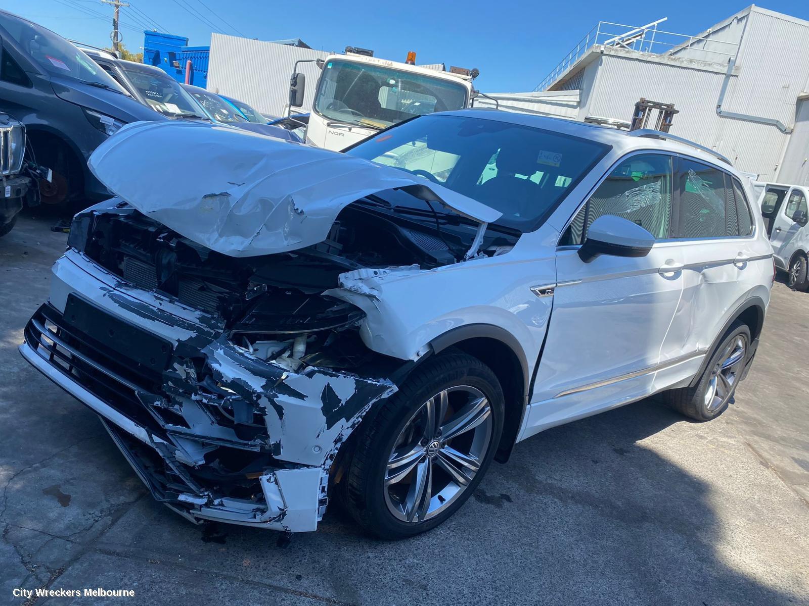 VOLKSWAGEN TIGUAN 2019 Catalytic Converter