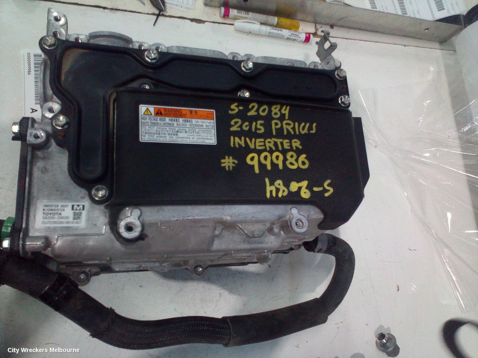 TOYOTA PRIUS 2015 Inverter