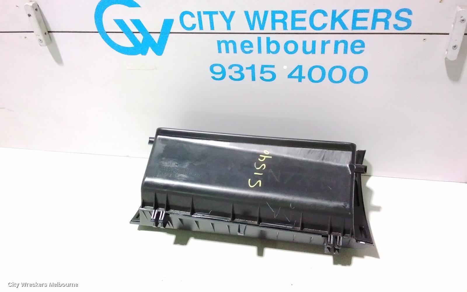 TOYOTA HIACE 2018 Glove Box