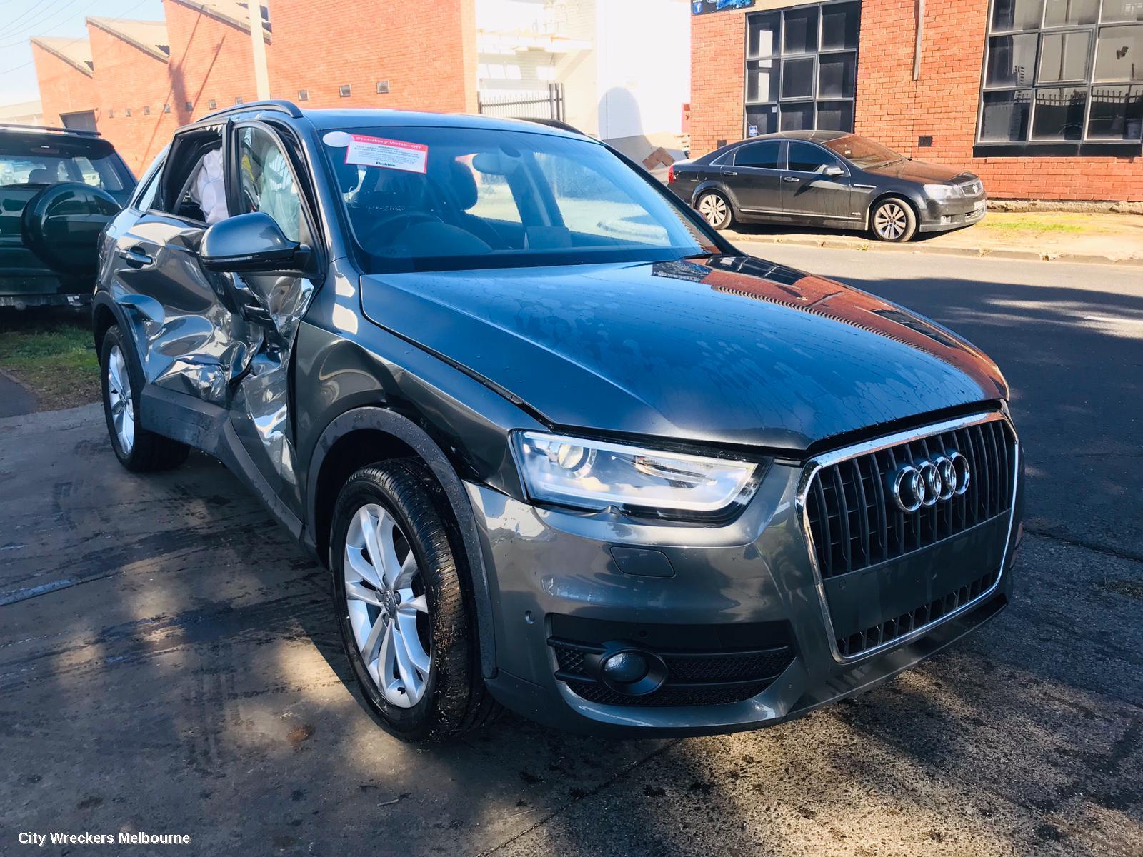 AUDI Q3 2014 Intercooler