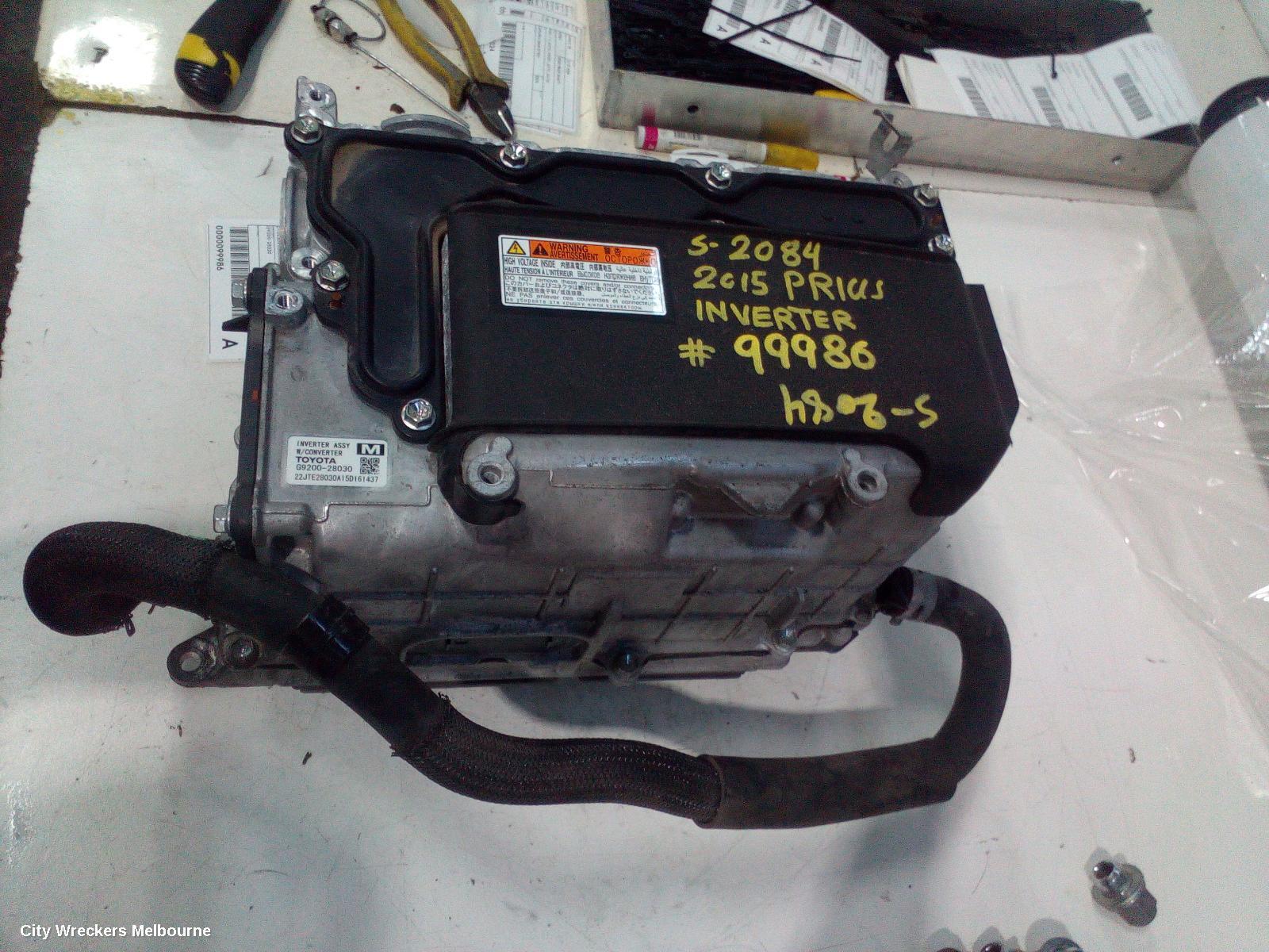 TOYOTA PRIUS 2015 Inverter