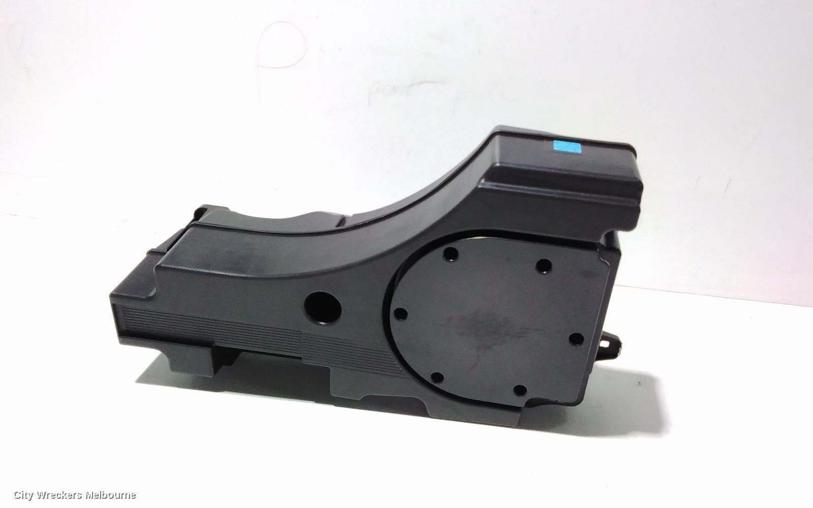 AUDI Q7 2017 SPEAKER