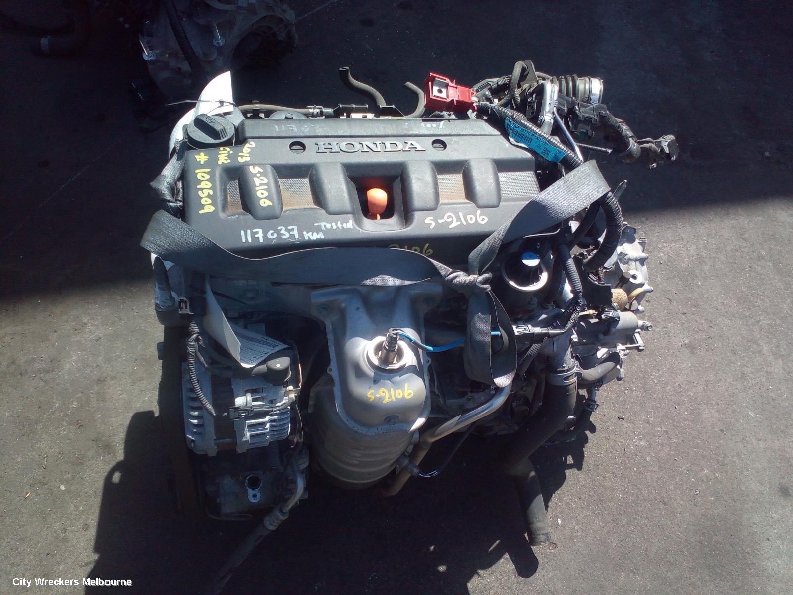 HONDA CIVIC 2013 Engine