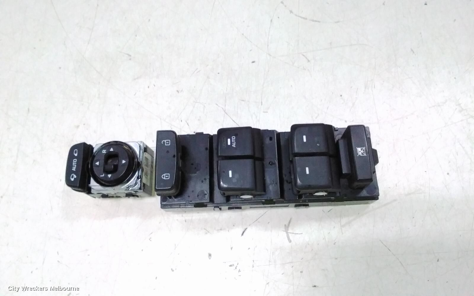 HYUNDAI SONATA 2015 Pwr Dr Wind Switch