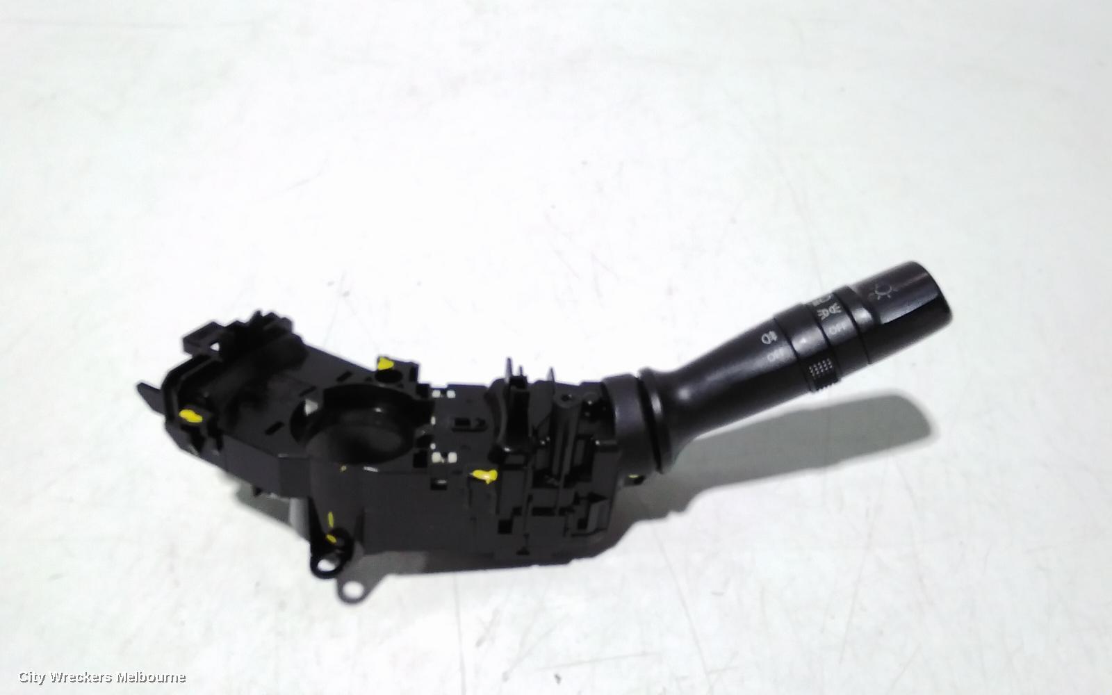 KIA CERATO 2012 Combination Switch