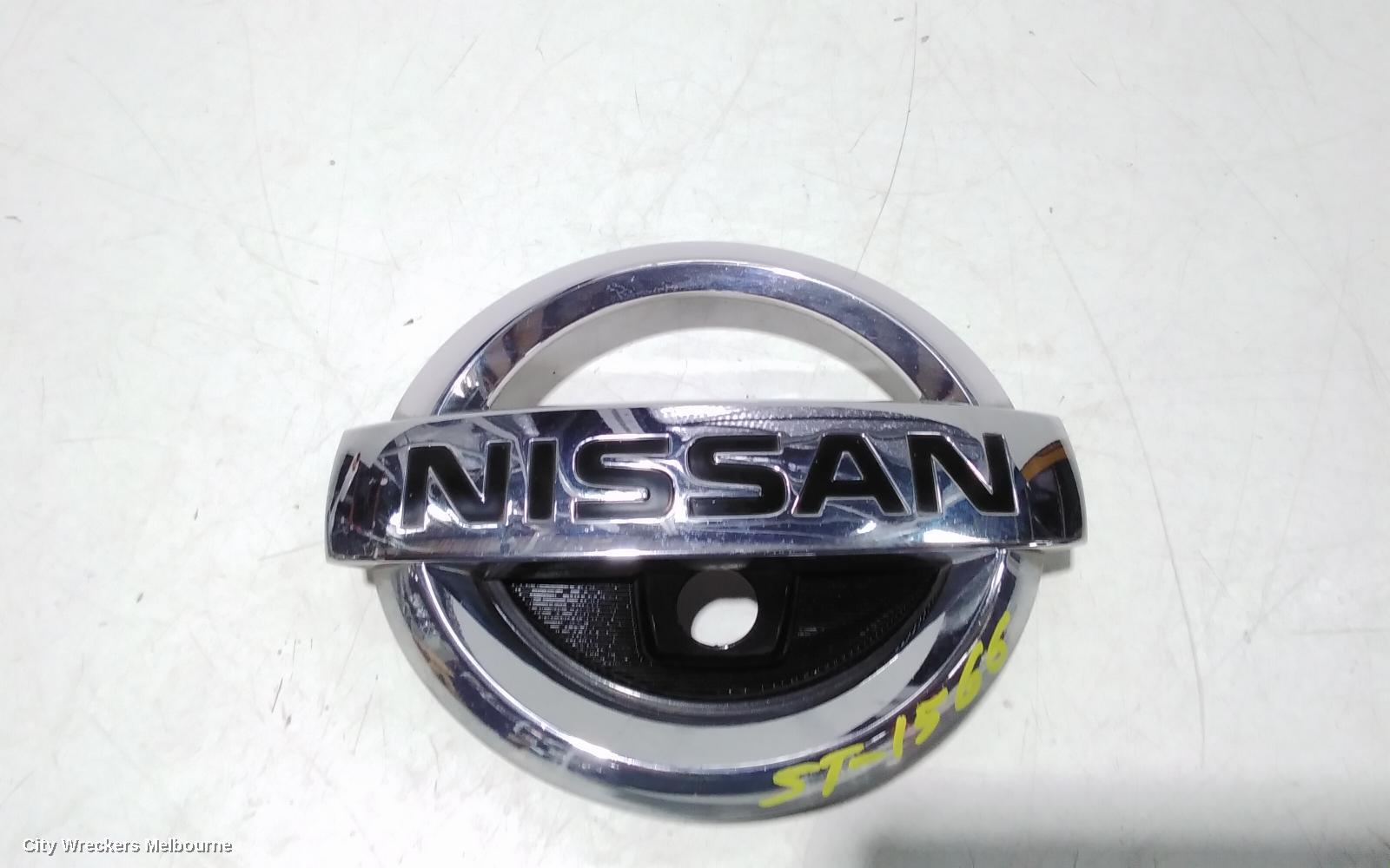NISSAN PATHFINDER 2014 Badge