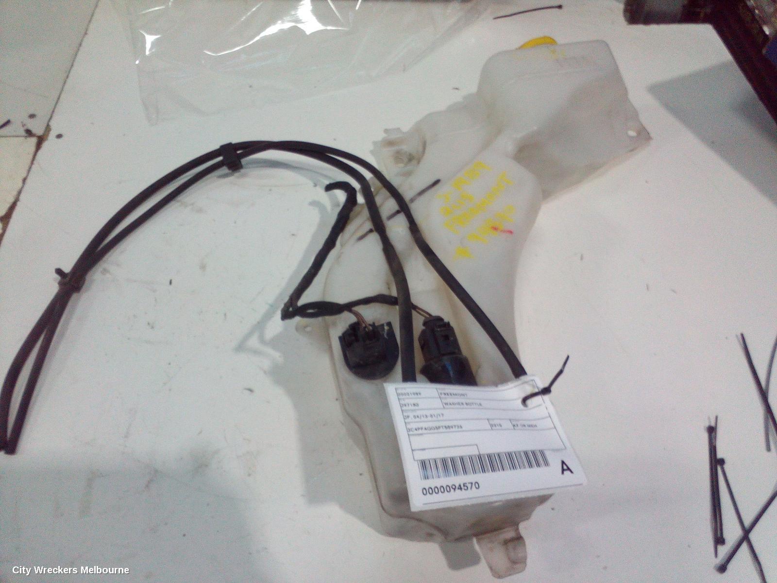 FIAT FREEMONT 2015 Washer Bottle