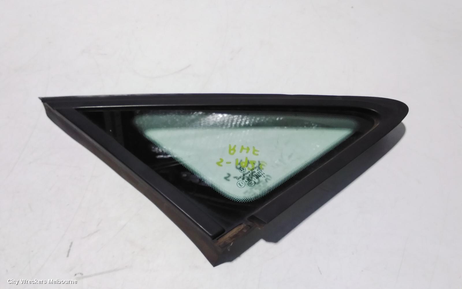 VOLKSWAGEN CADDY 2011 Right Front 1/4 Door Glass