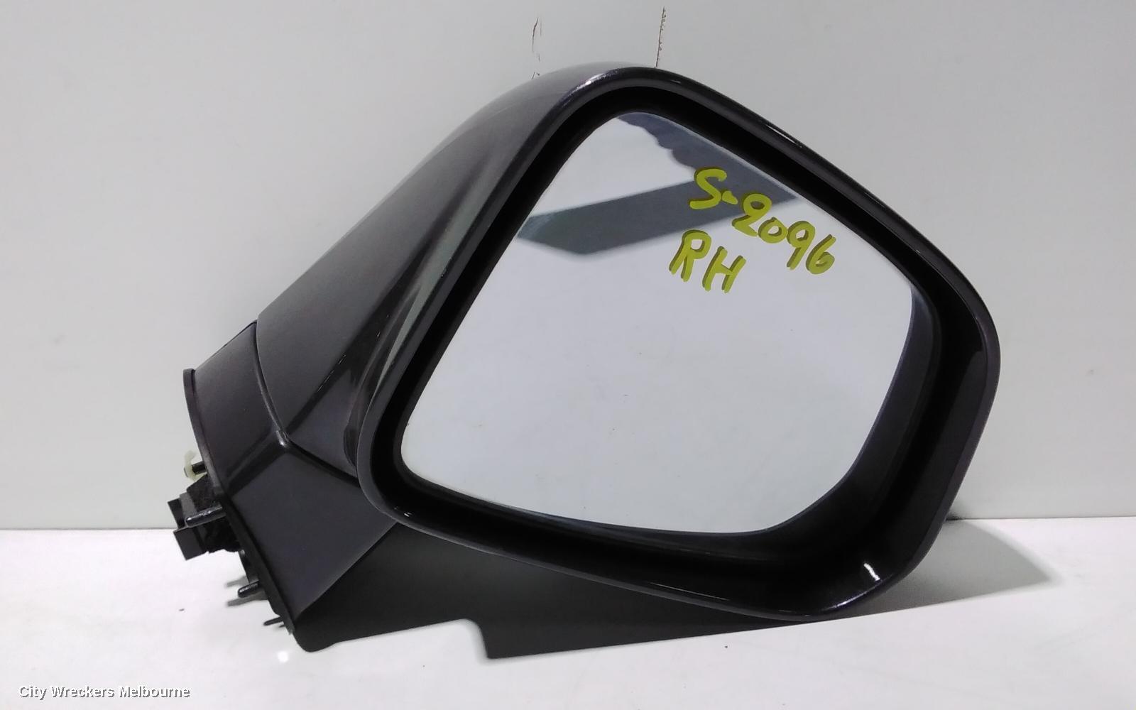 HOLDEN CAPTIVA 2015 Right Door Mirror