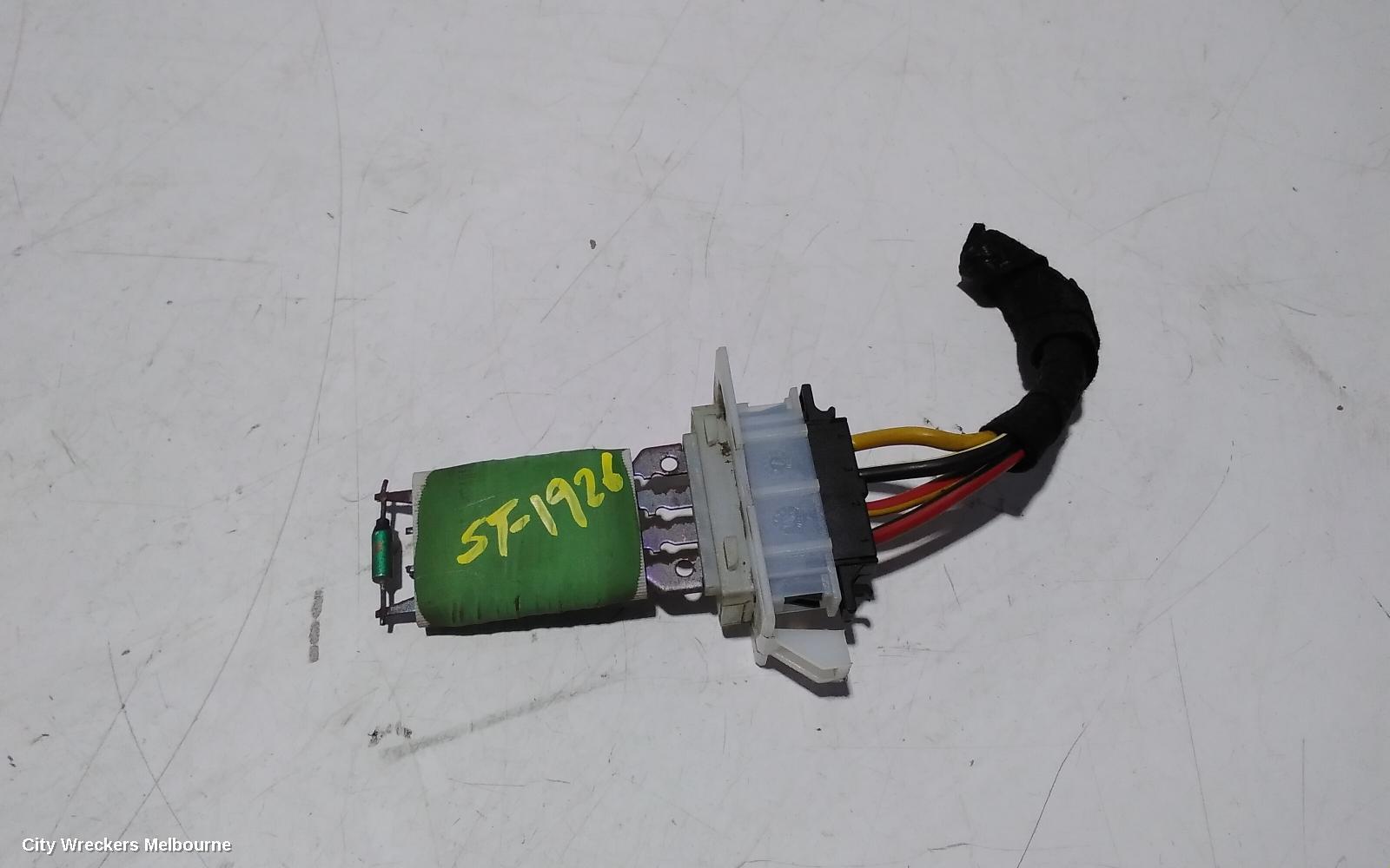 VOLKSWAGEN CADDY 2011 Fan Speed Resistor