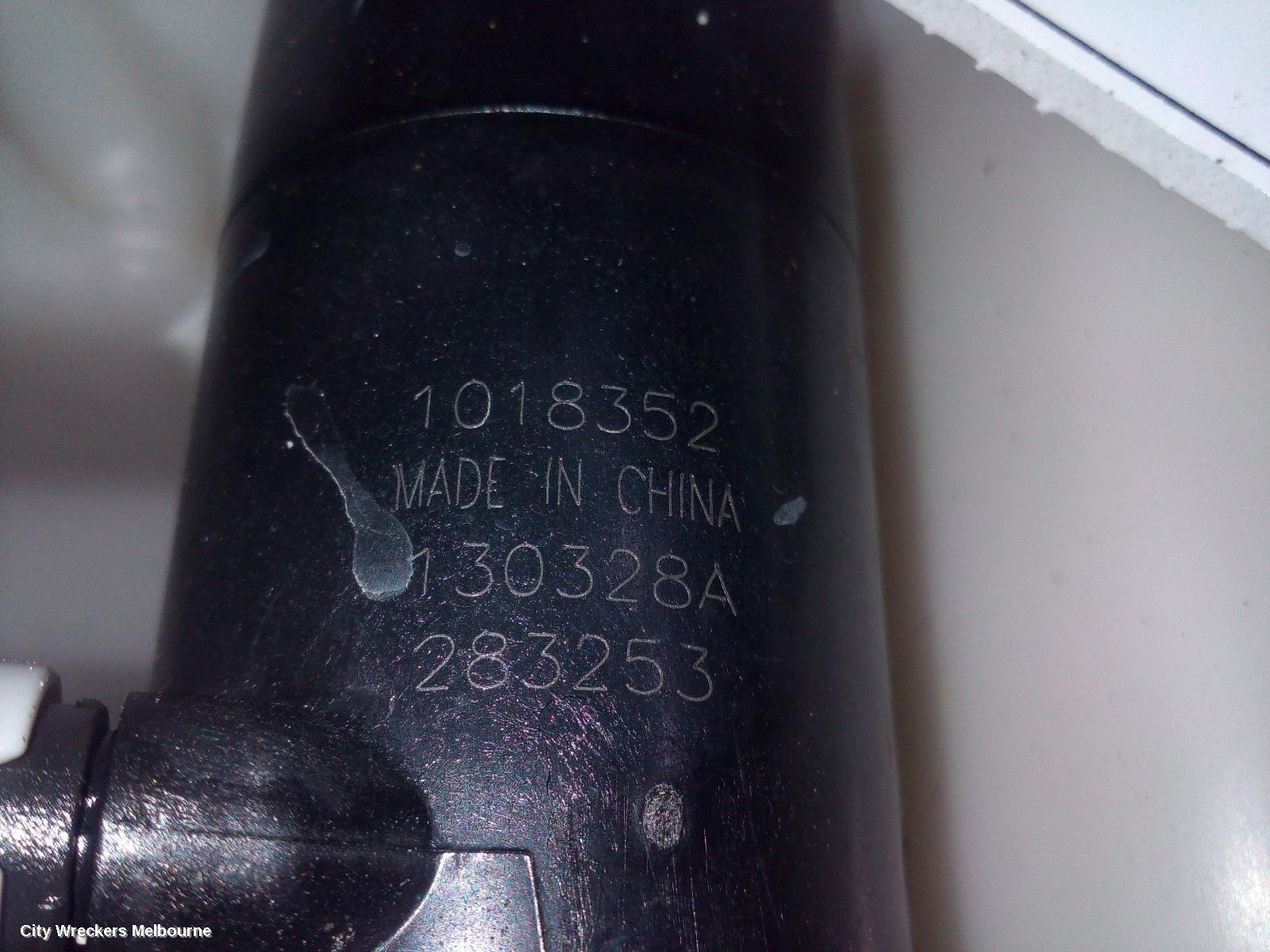 TOYOTA COROLLA 2014 Washer Bottle