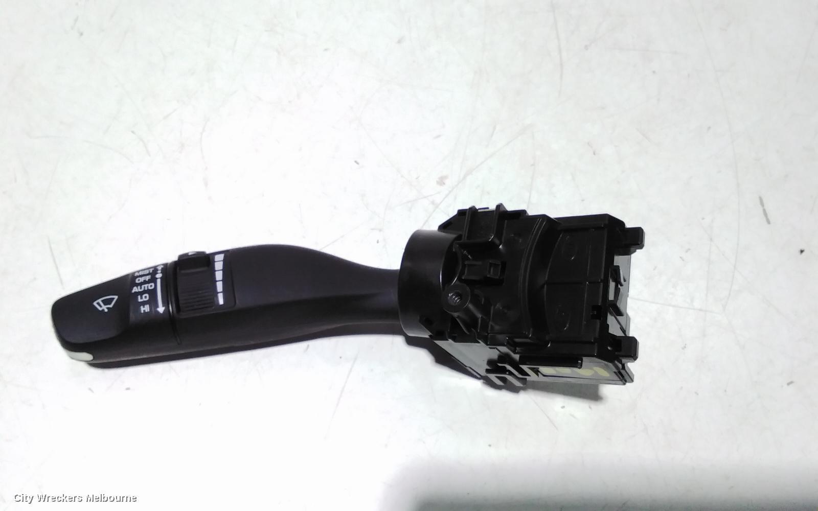 HYUNDAI GENESIS 2016 Combination Switch