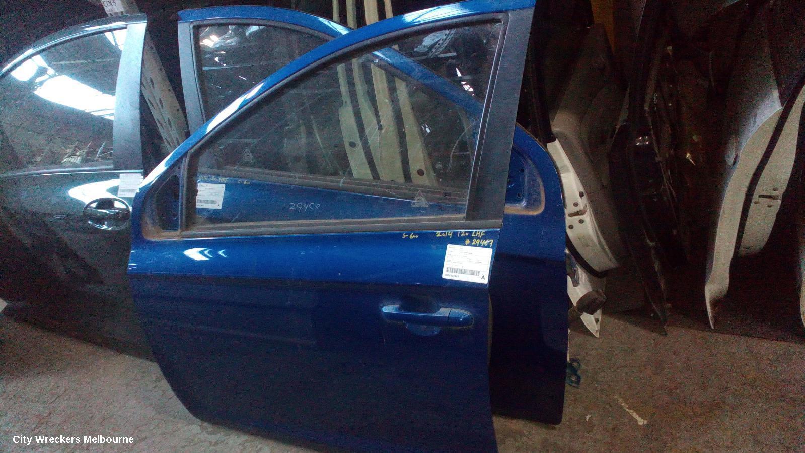 HYUNDAI I20 2014 Left Front Door