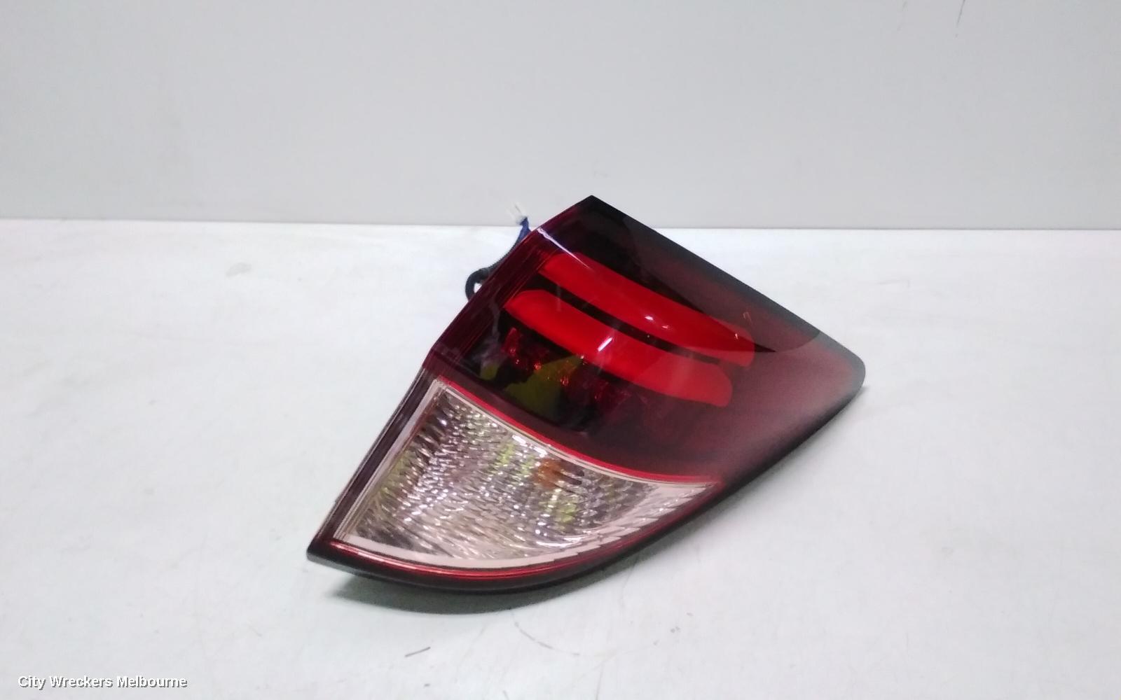 HONDA HRV 2015 Right Taillight