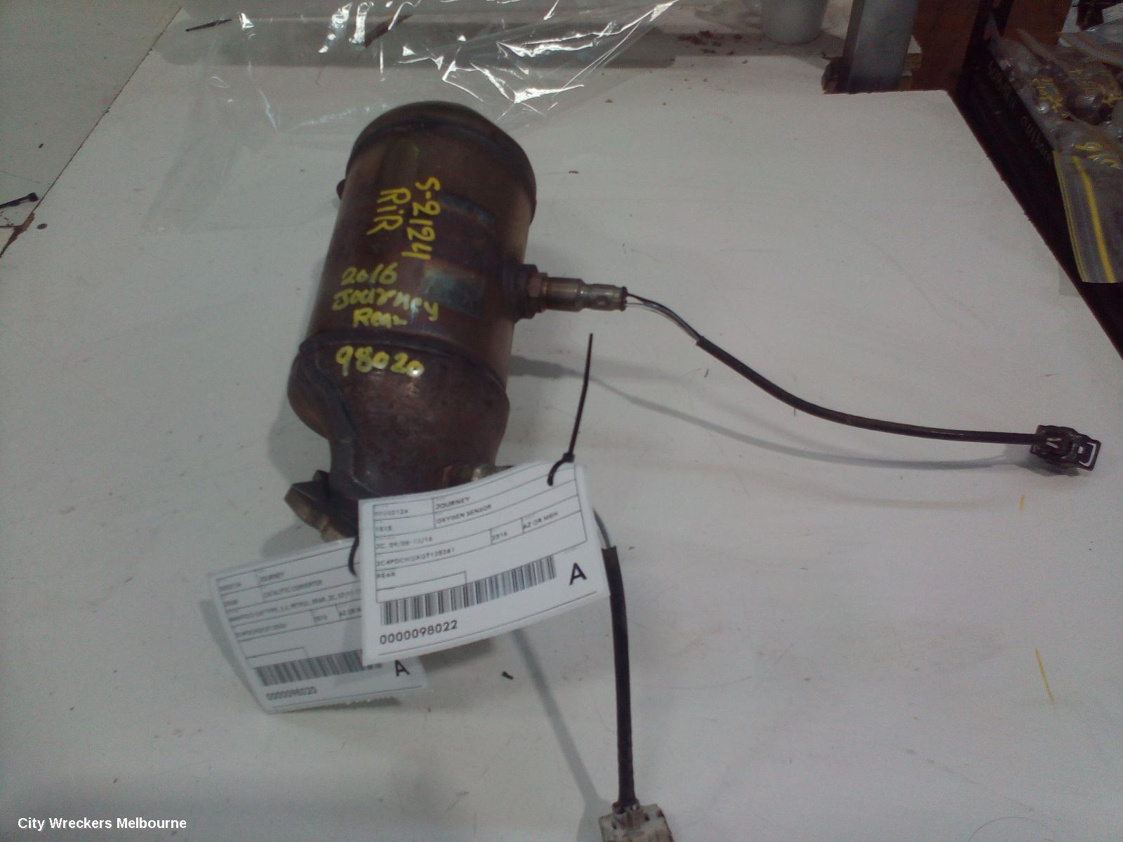 DODGE JOURNEY 2016 Catalytic Converter