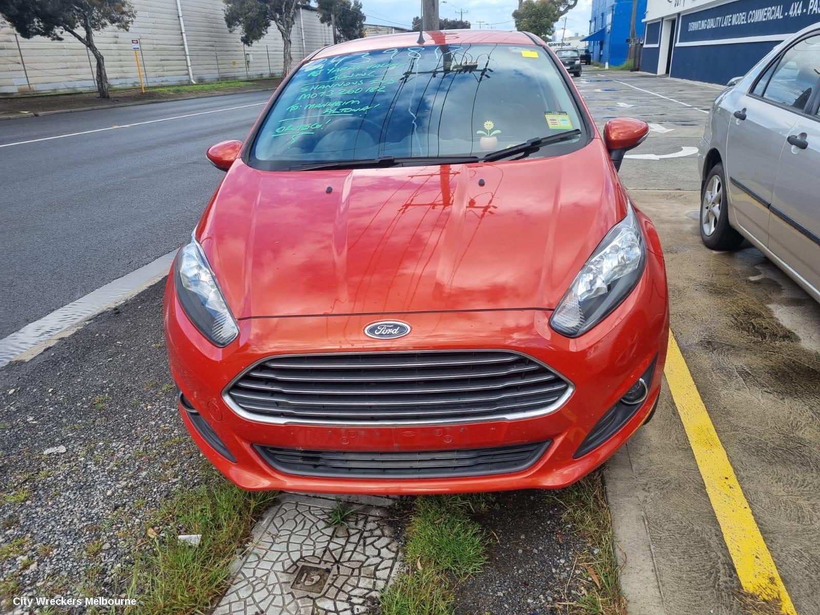 FORD FIESTA 2013 Left Front Door