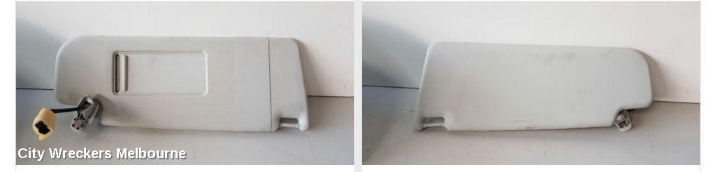 VOLKSWAGEN POLO 2011 Sunvisor