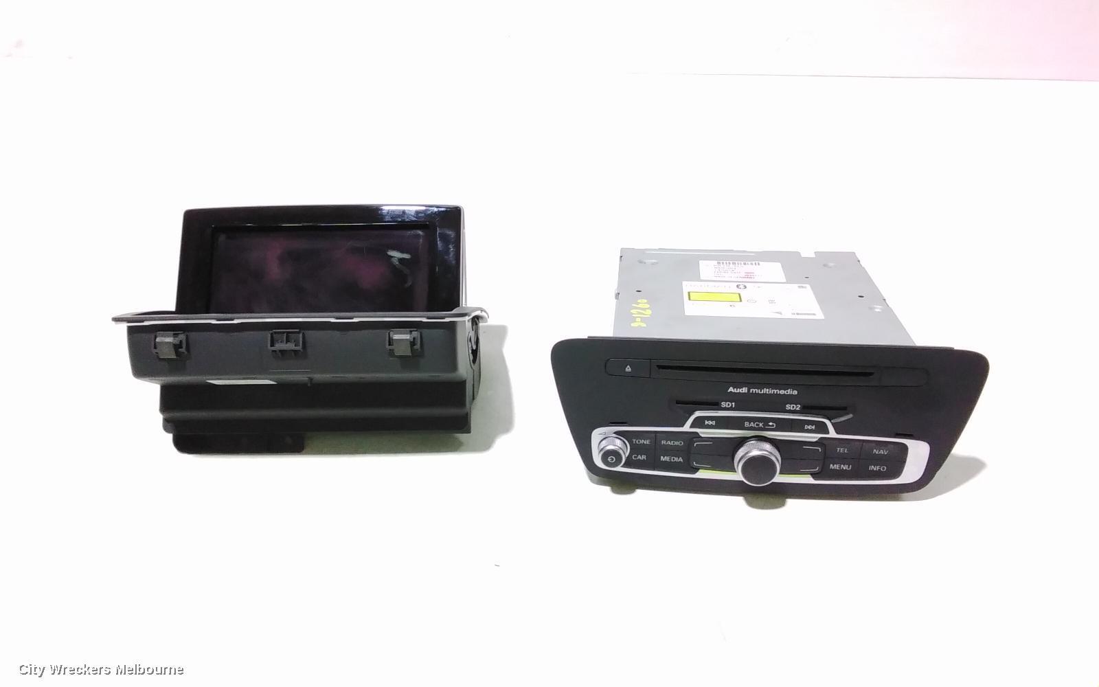 AUDI Q3 2012 Radio/Cd/Dvd/Sat/Tv