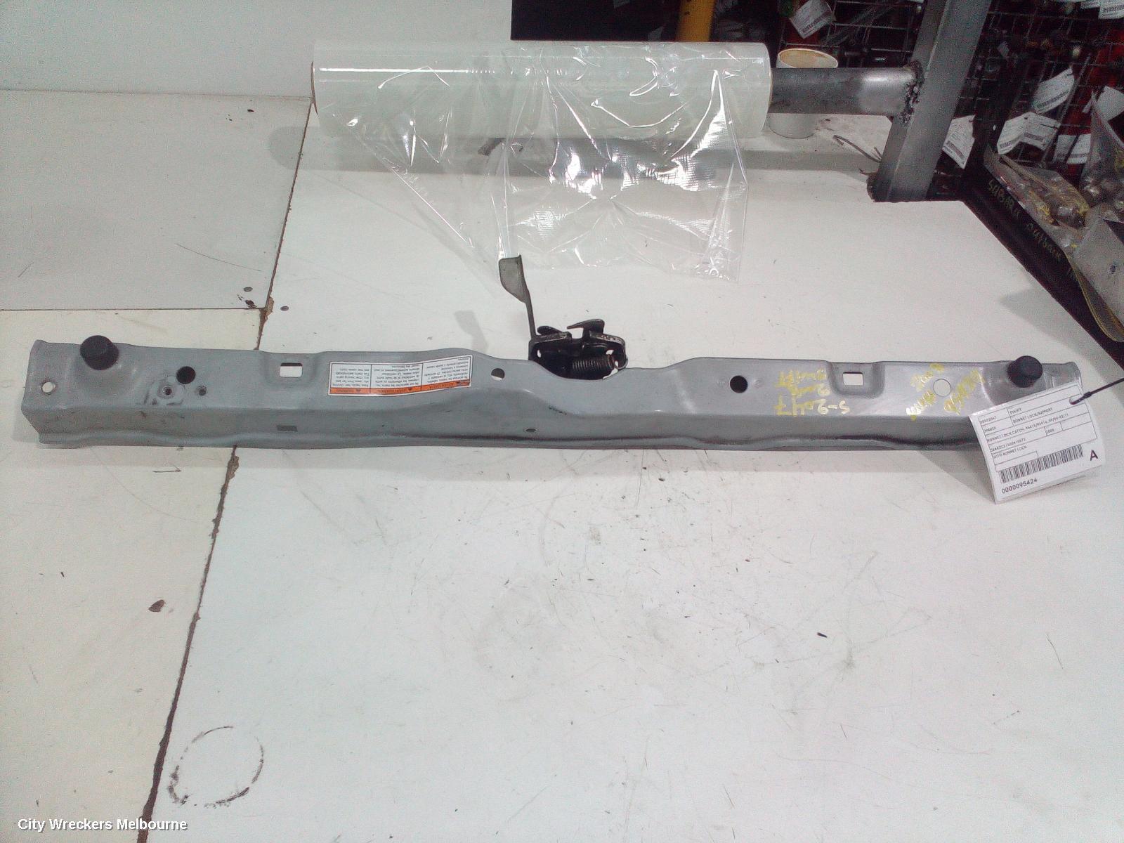 SUZUKI SWIFT 2008 Bonnet Lock/Support