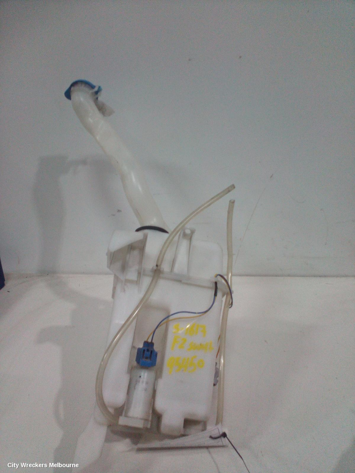 SUZUKI SWIFT 2015 Washer Bottle