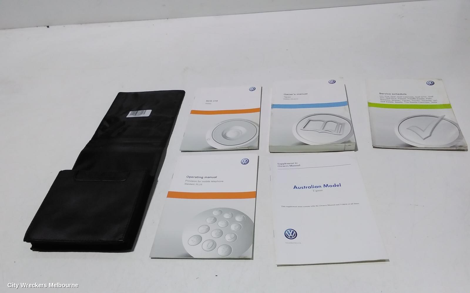 VOLKSWAGEN TIGUAN 2014 Owners Handbook