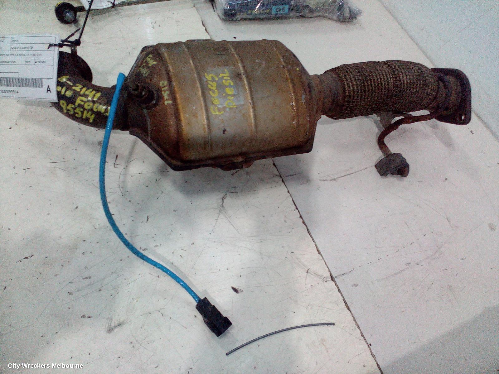FORD FOCUS 2010 Catalytic Converter