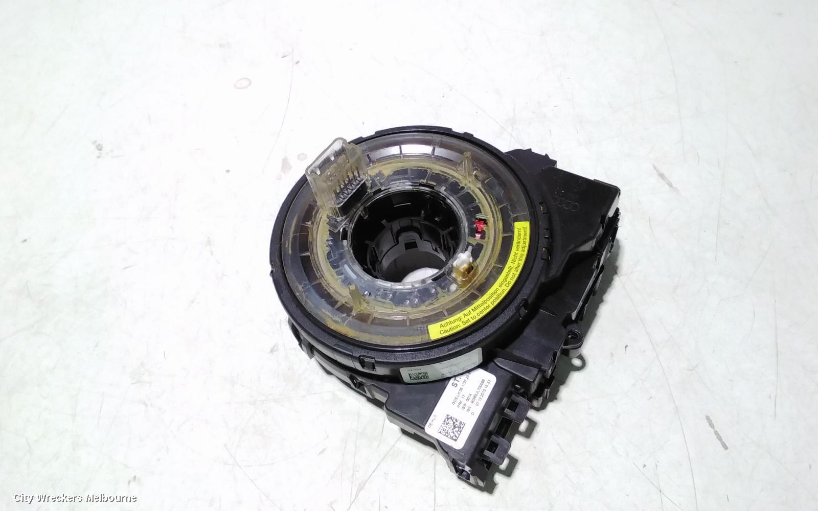 AUDI Q5 2011 Airbag Module/Sensor