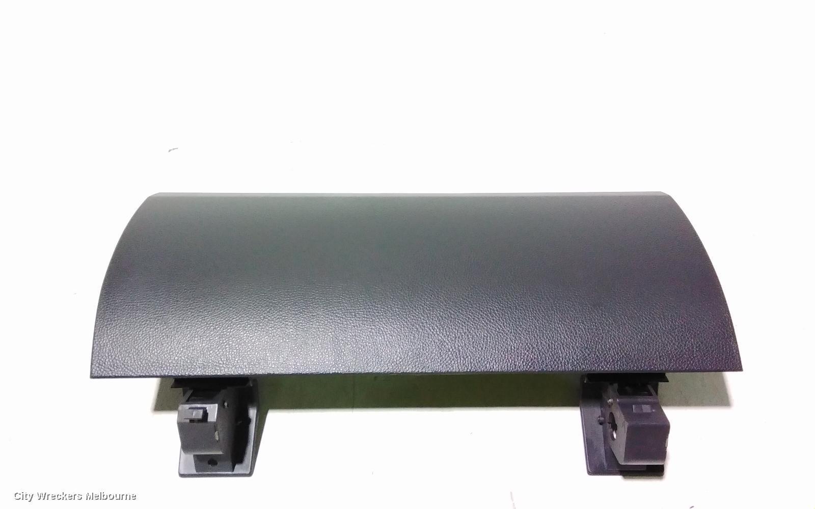 HOLDEN COLORADO 2014 Glove Box