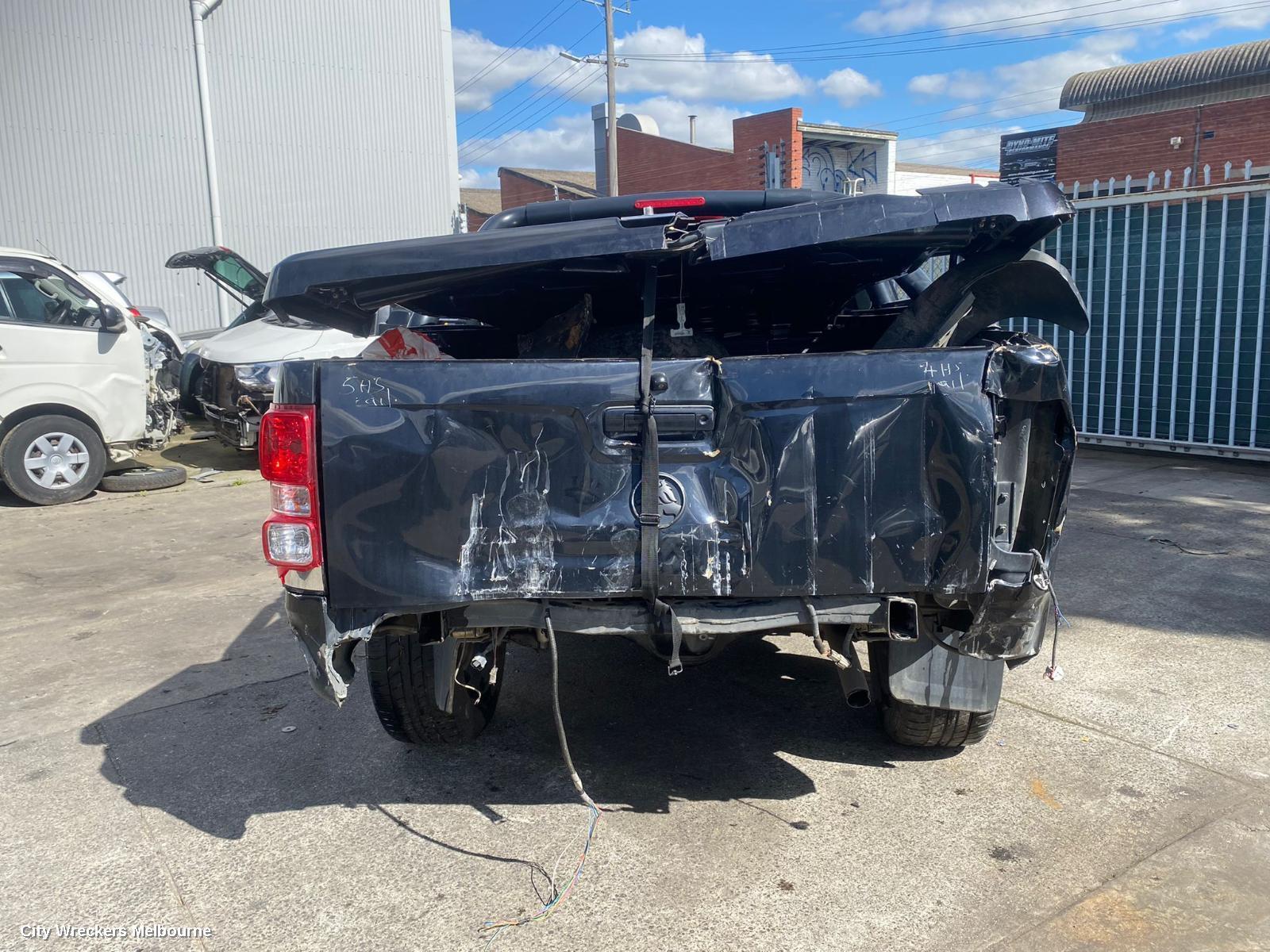 HOLDEN COLORADO 2014 Headrest