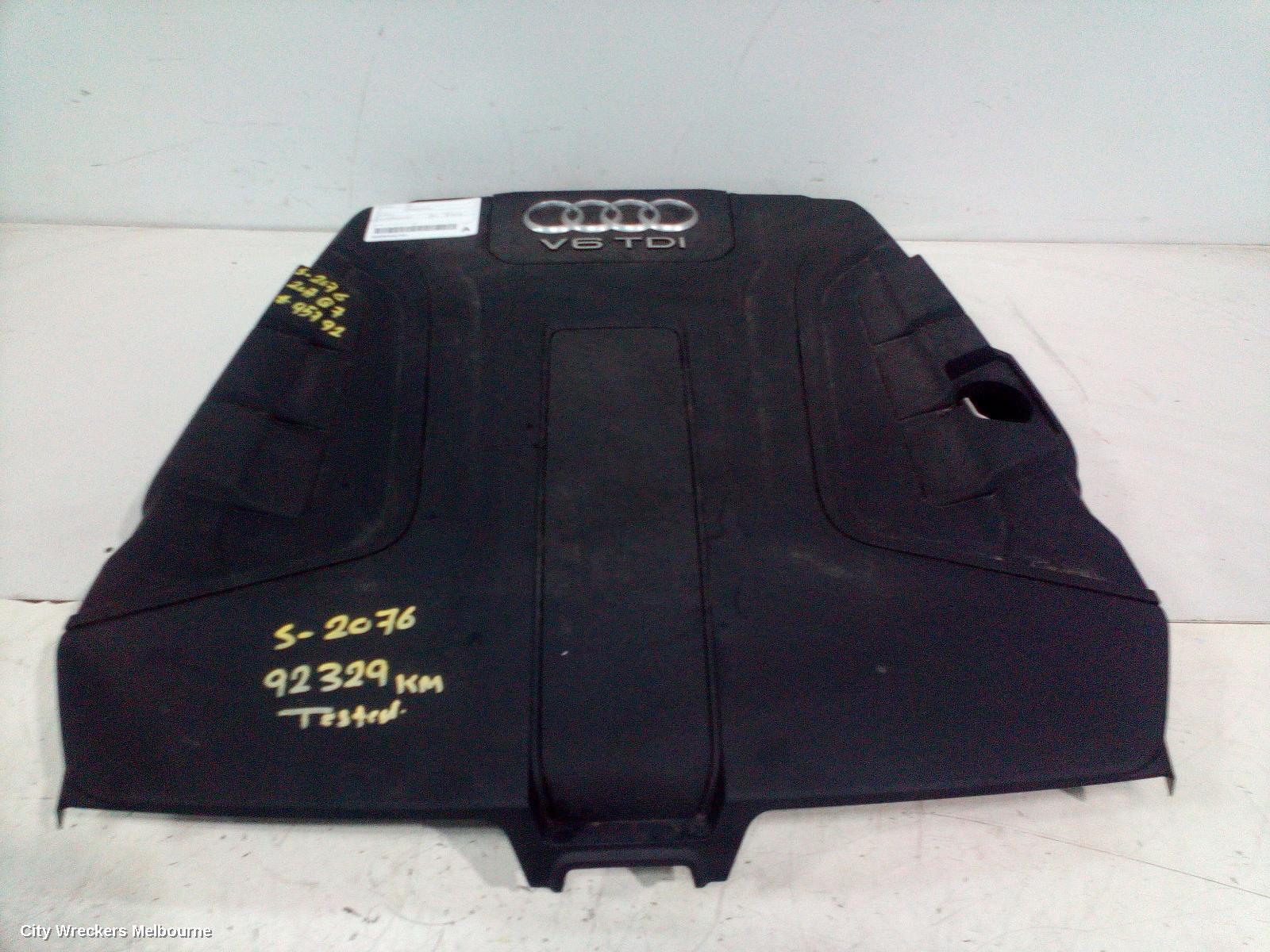 AUDI Q7 2017 Engine Cover