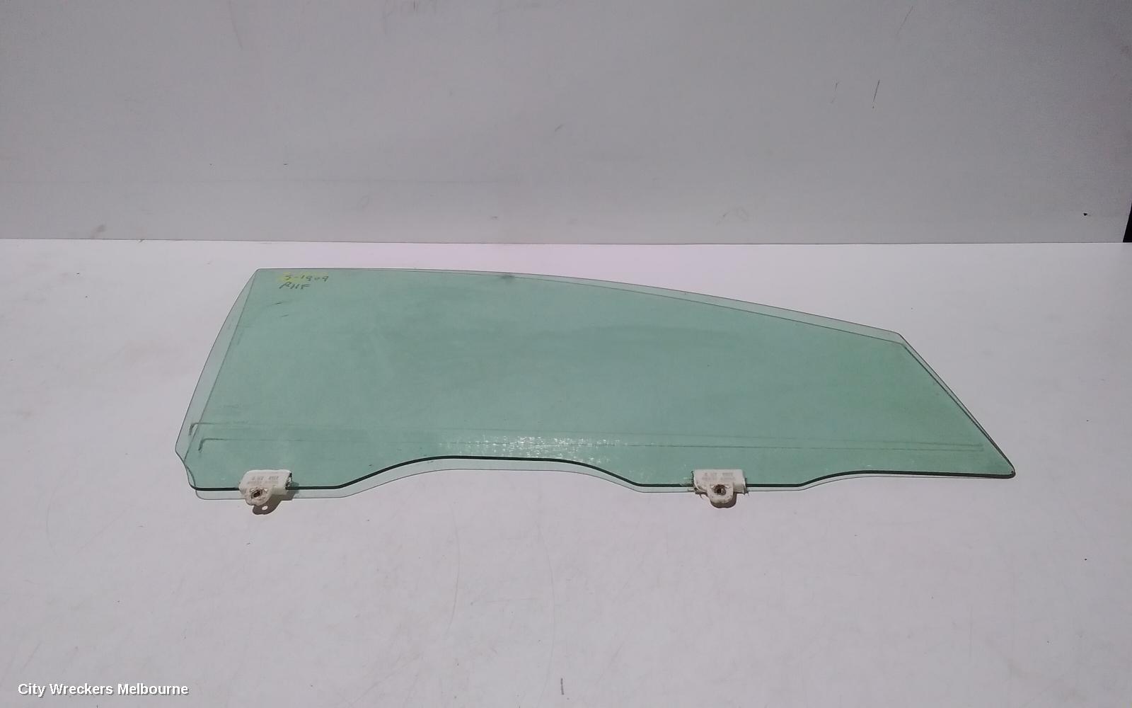 SUBARU TRIBECA 2010 Right Front Door Window