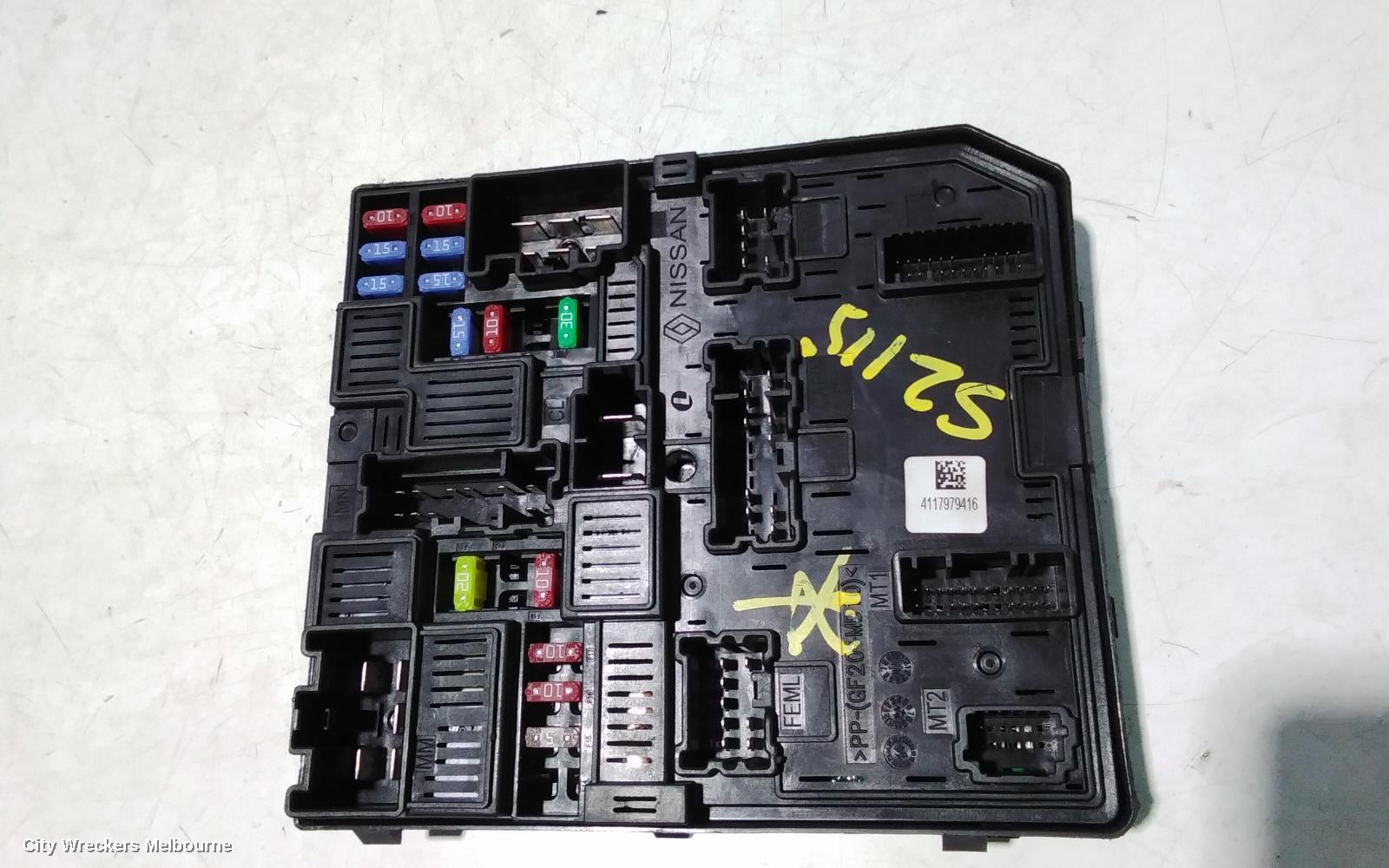 NISSAN XTRAIL 2019 Fuse Box