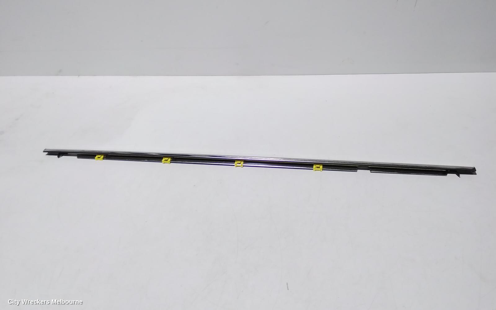 TOYOTA KLUGER 2022 Body/Door Mould