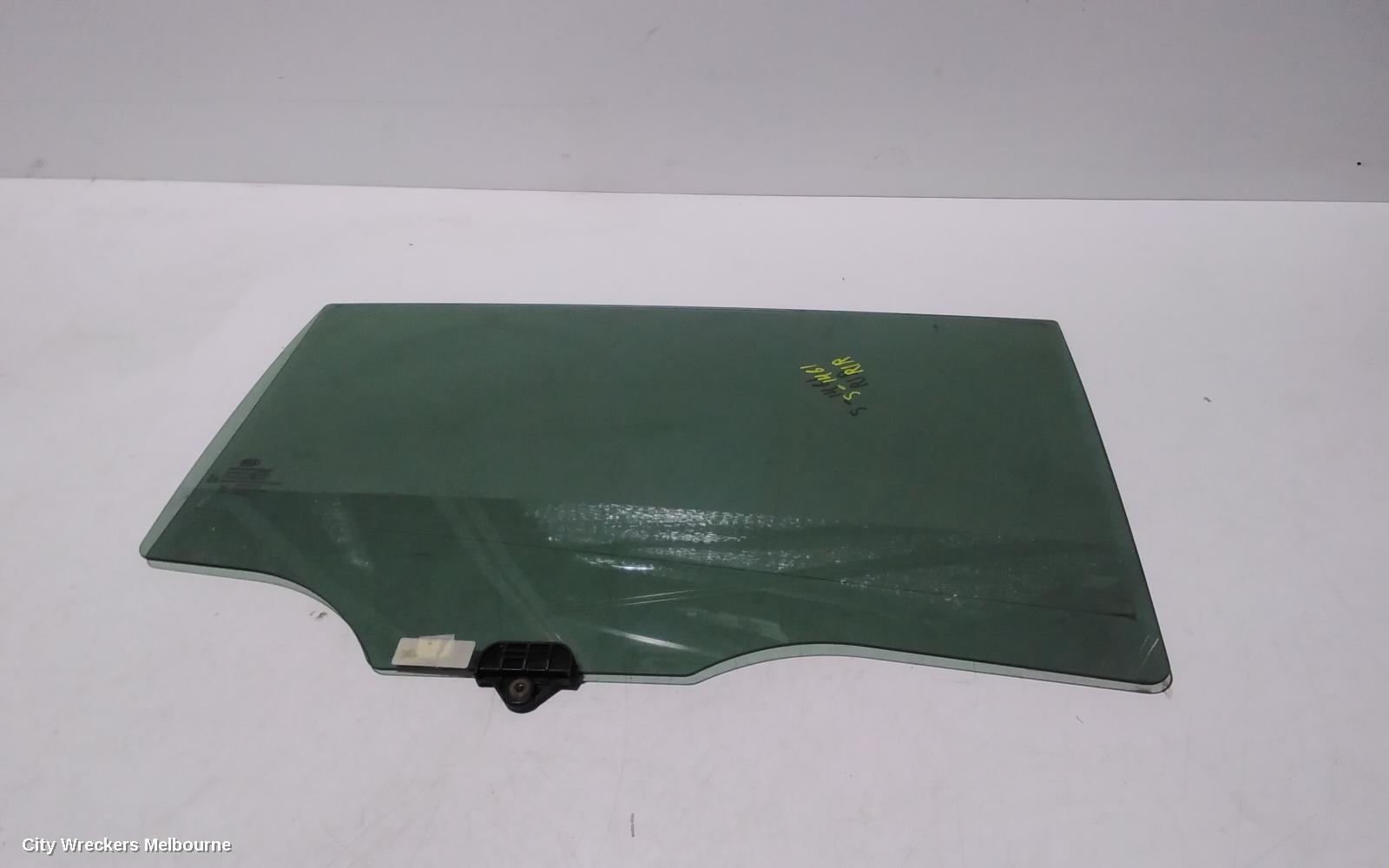 KIA SPORTAGE 2014 Right Rear Door Window