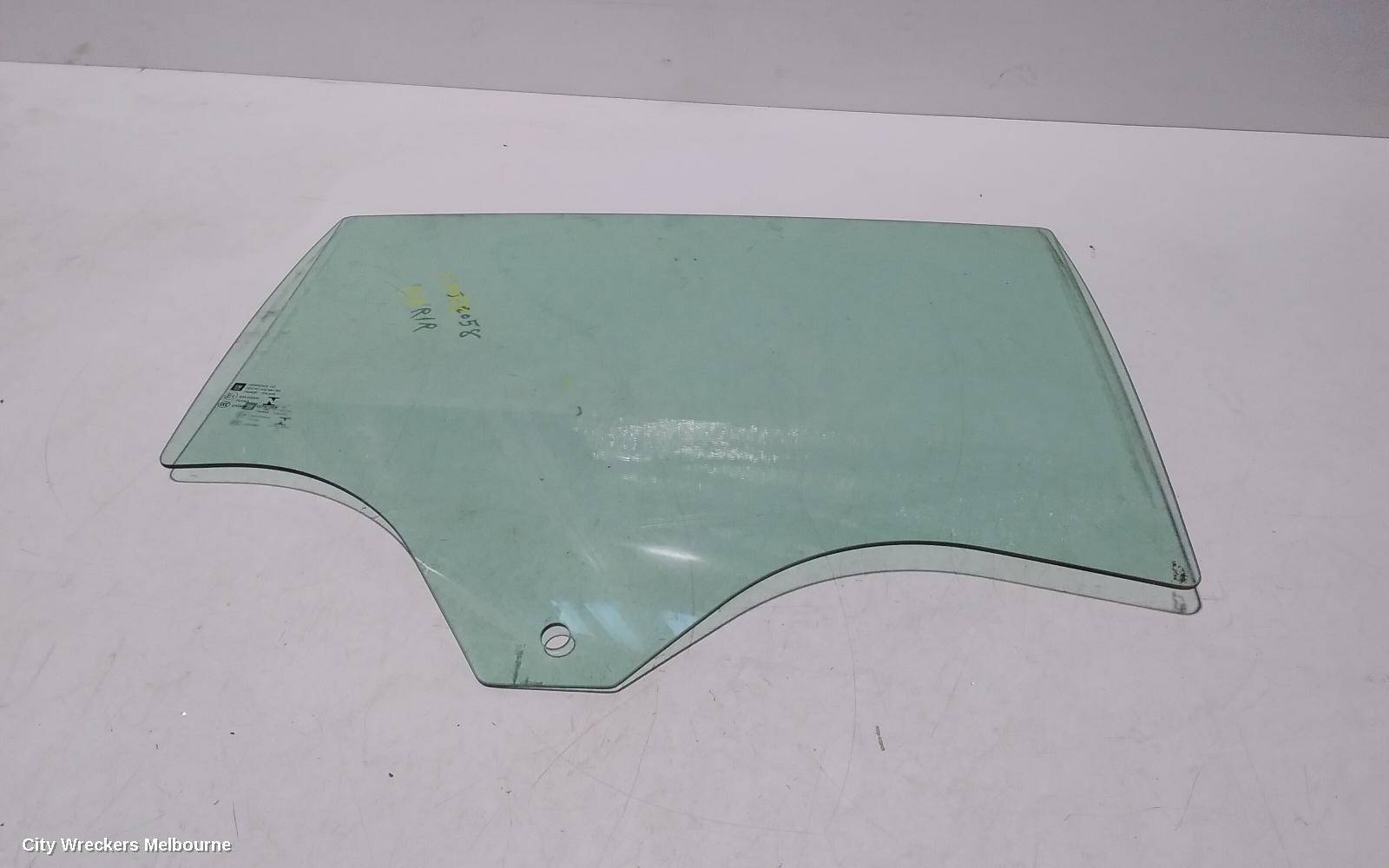 HOLDEN COMMODORE 2020 Right Rear Door Window