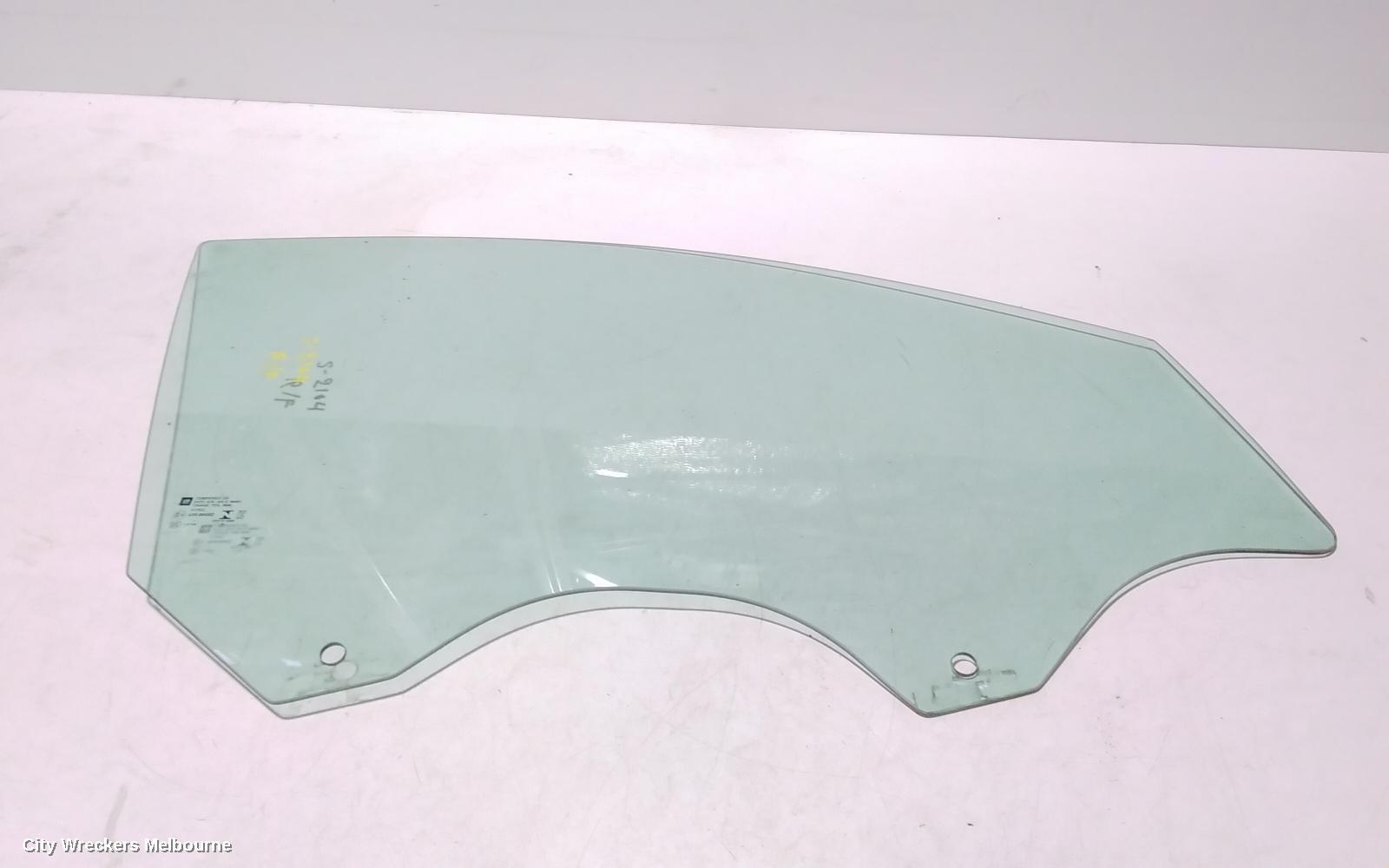 HOLDEN EQUINOX 2019 Right Front Door Window