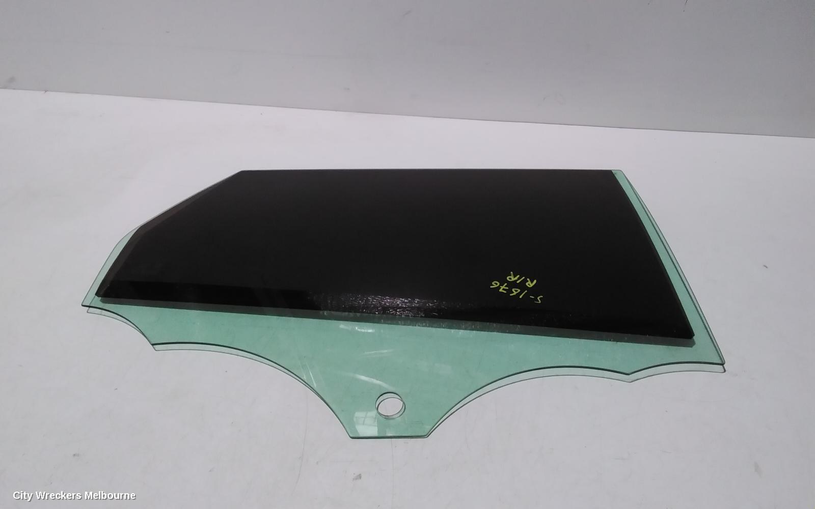 LAND ROVER RANGEROVER EVOQUE 2014 Right Rear Door Window