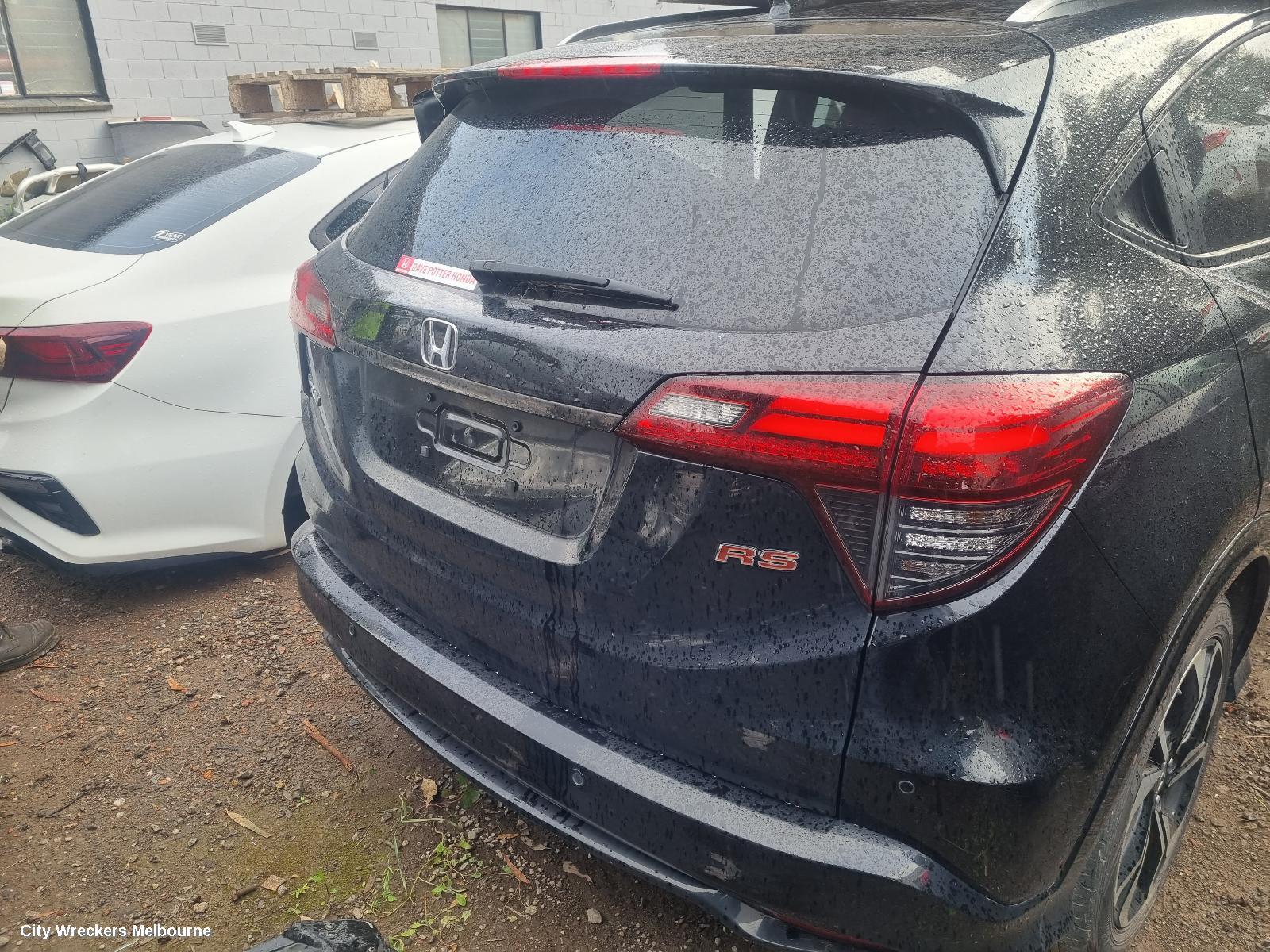 HONDA HRV 2019 Rear Garnish