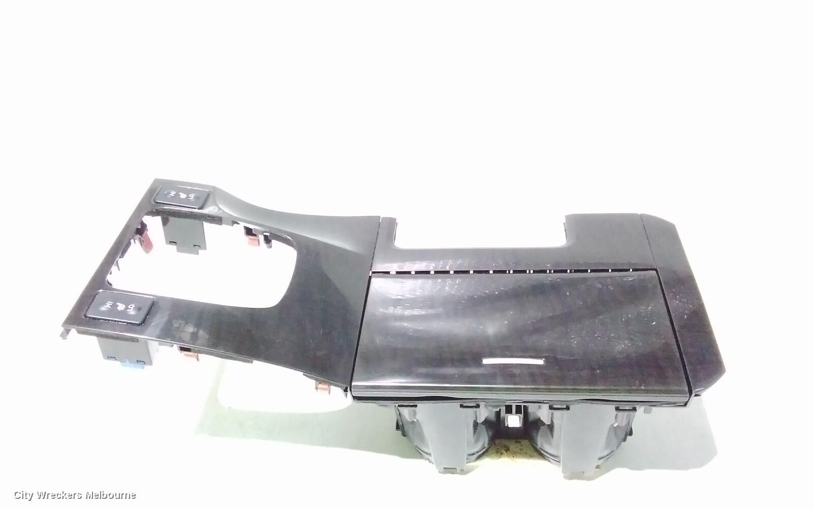 HONDA ACCORD 2013 Console