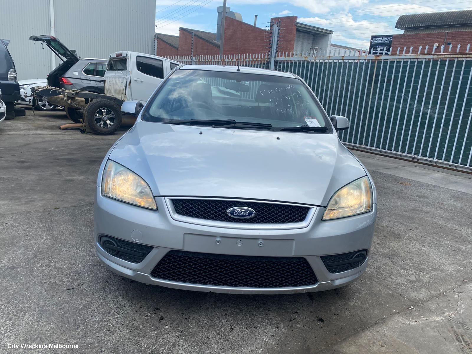 FORD FOCUS 2009 Washer Bottle