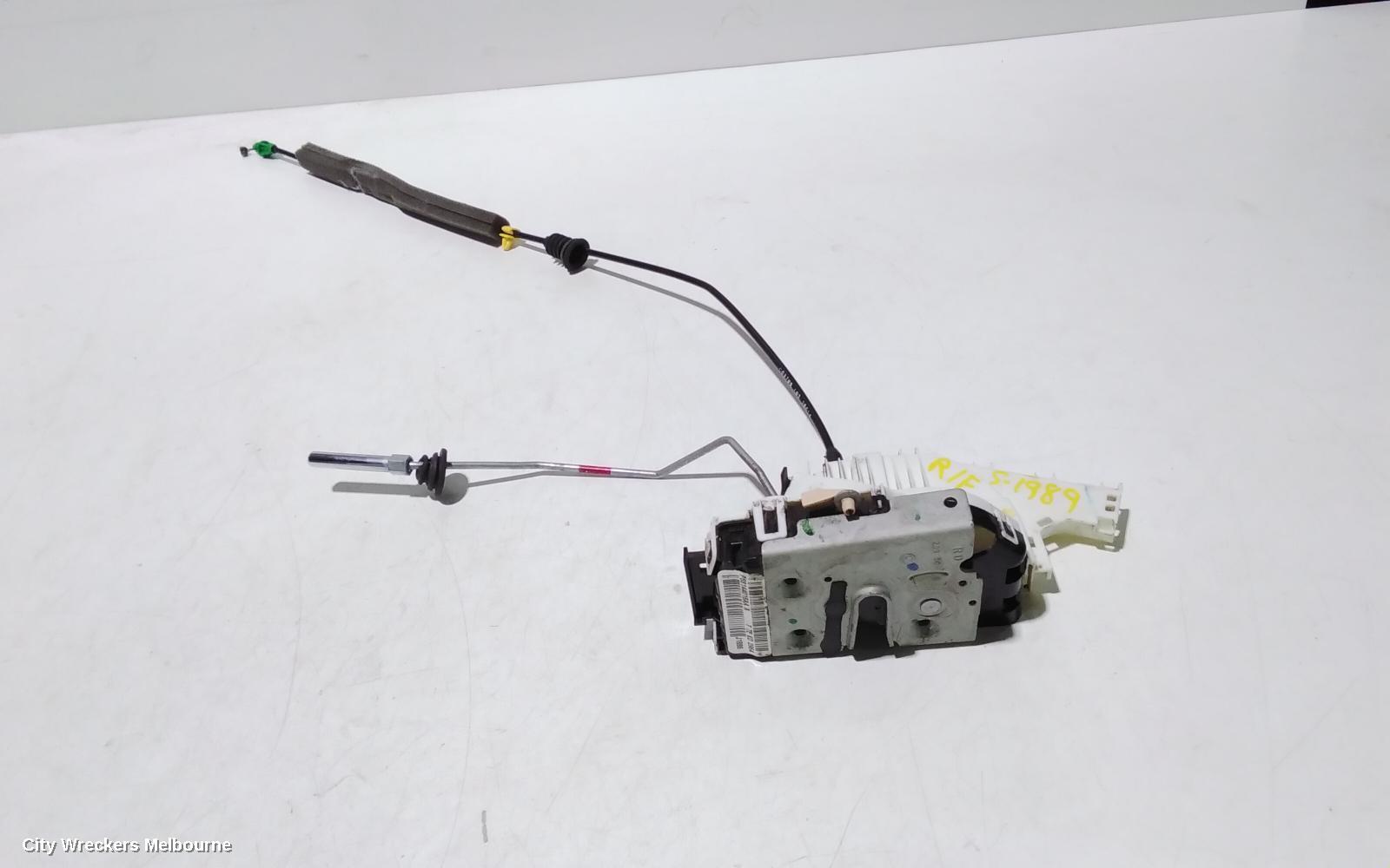 FIAT FREEMONT 2015 Door/Boot/Gate Lock