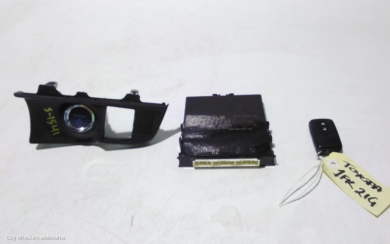 TOYOTA PRIUS 2015 Ignition W/ Key