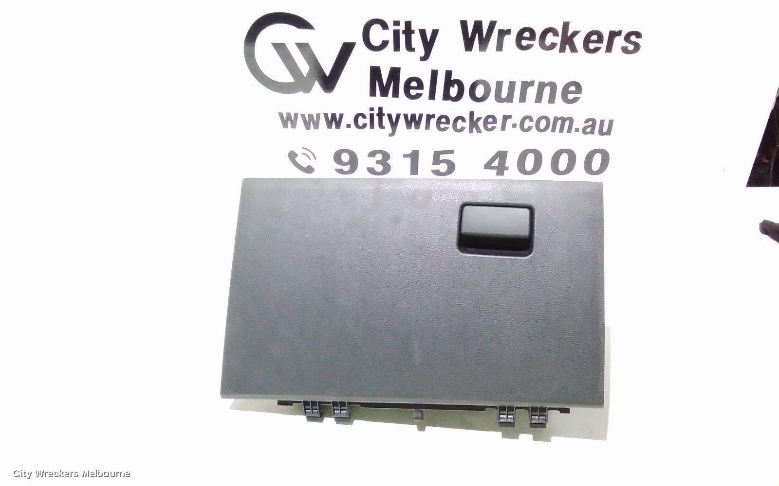TOYOTA COROLLA 2019 Glove Box