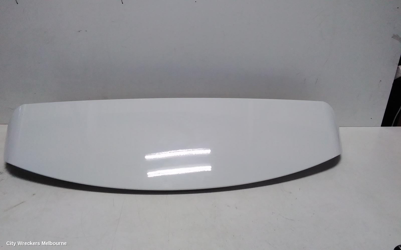 LAND ROVER DISCOVERY SPORT 2015 Rear Spoiler