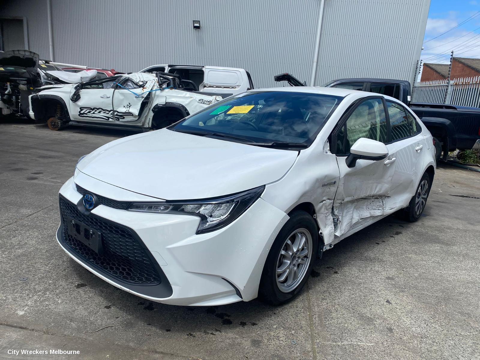 TOYOTA COROLLA 2021 Battery