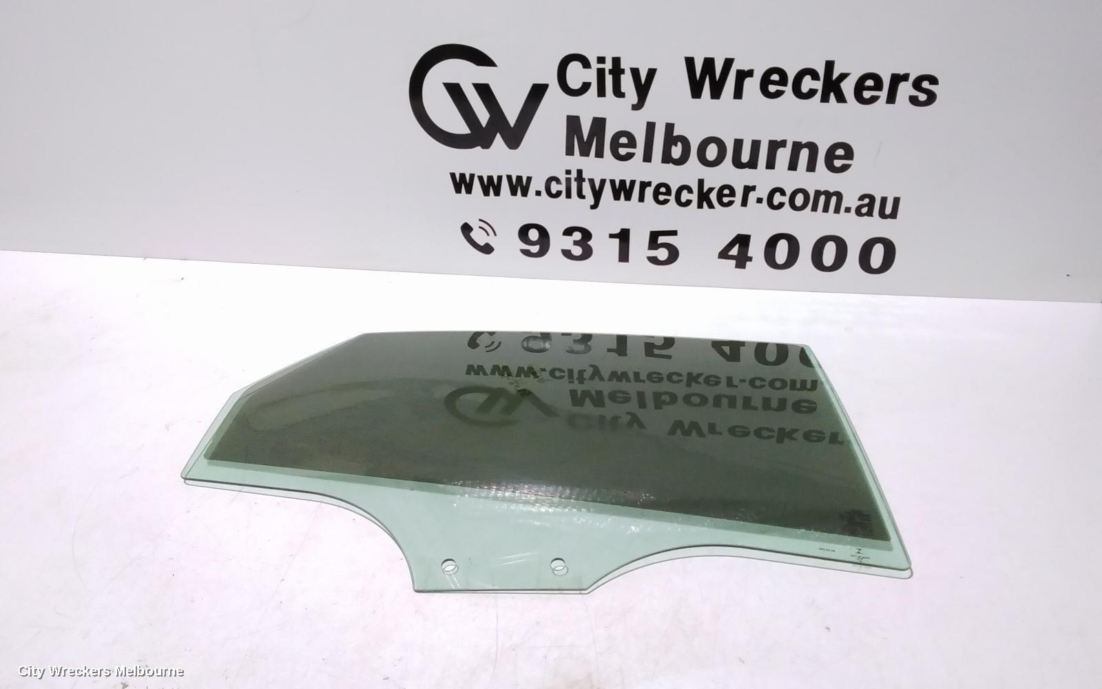 AUDI A4 2017 Right Rear Door Window