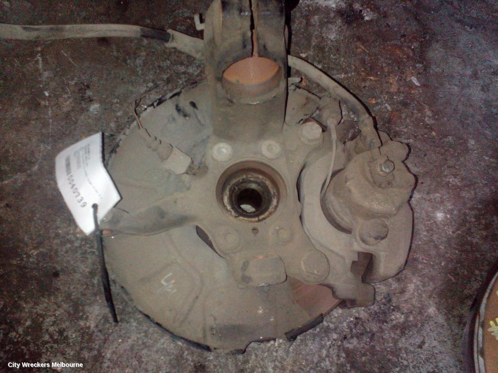 VOLKSWAGEN JETTA 2007 Left Front Hub Assembly