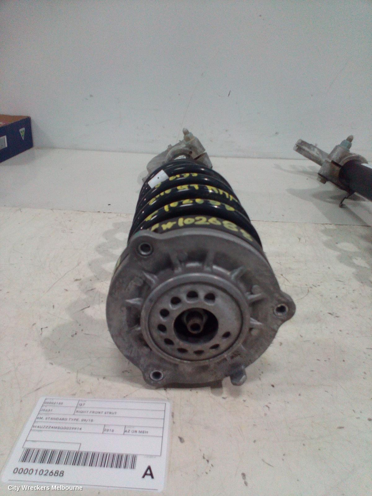 AUDI Q7 2016 Right Front Strut