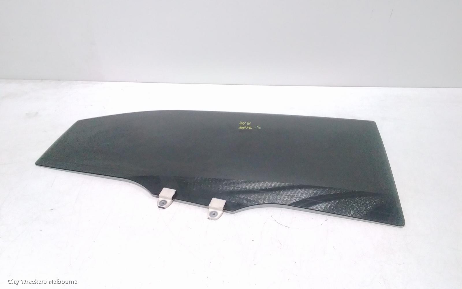 HONDA HRV 2022 Right Rear Door Window